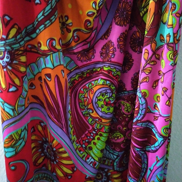 New, Muse multi-colored, size 4 short, dre… - Picture 6 of 16